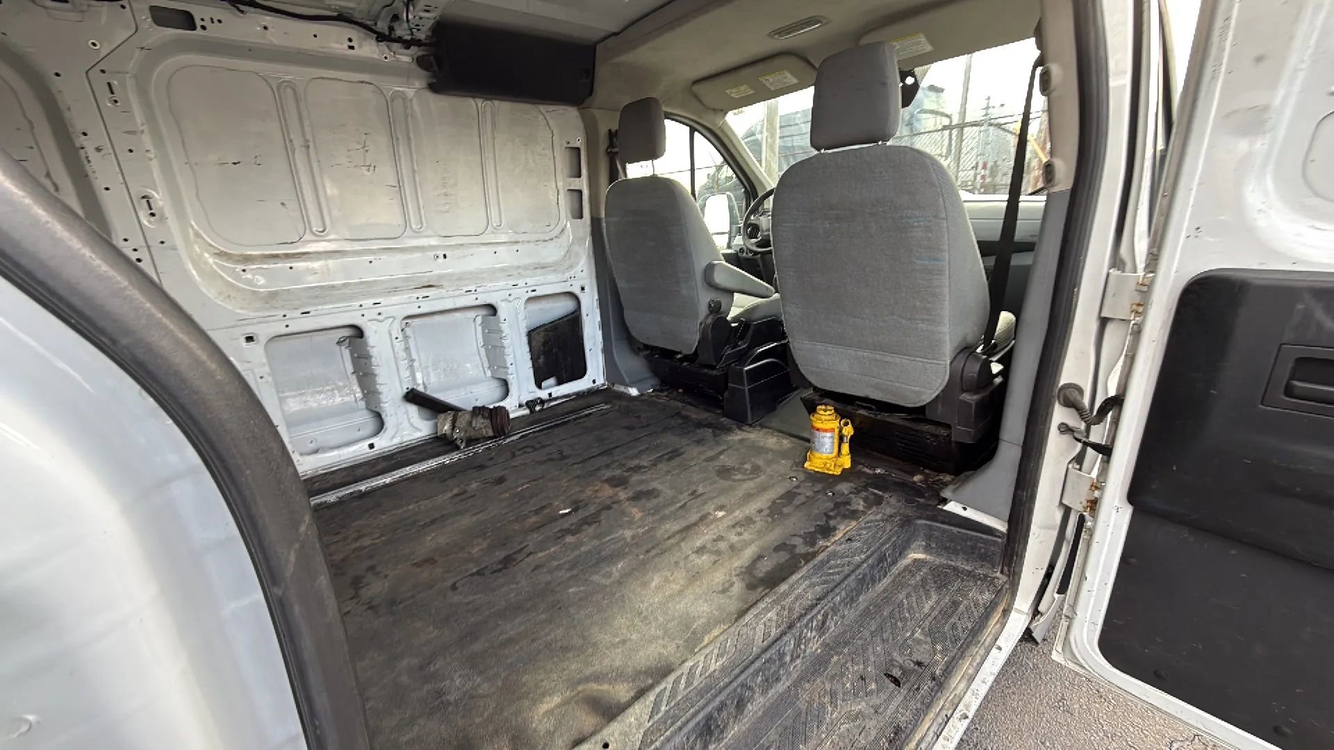 Used 2015 Ford Transit 250 148 Low Roof image 12