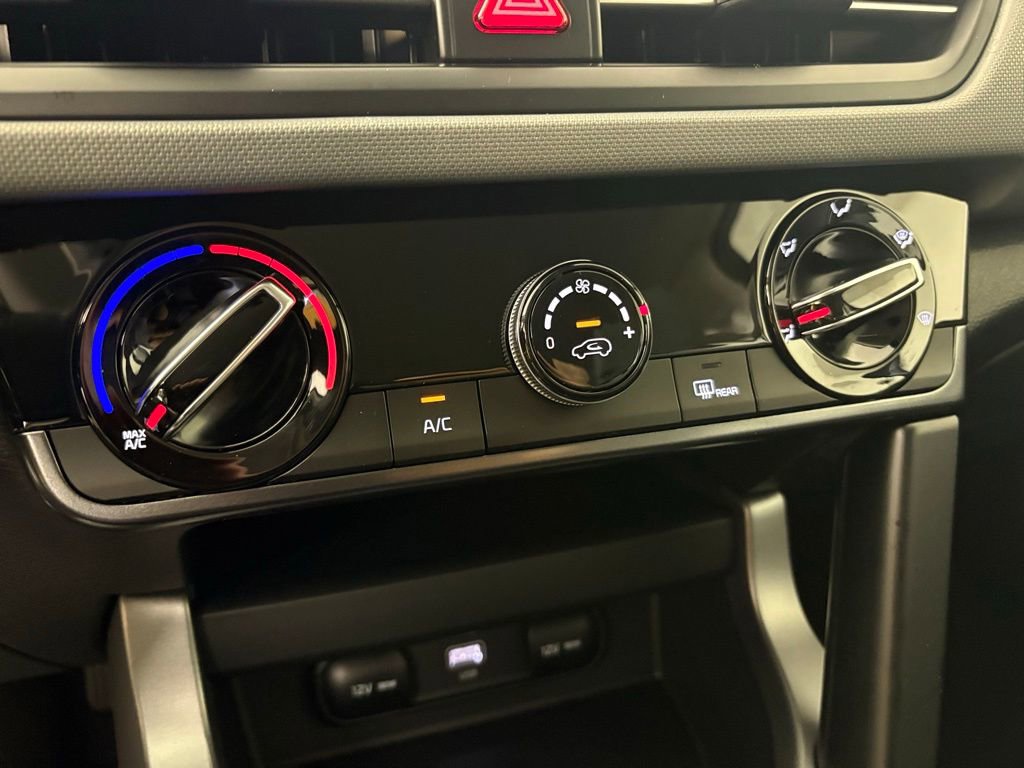 New 2026 Kia Seltos LX image 29