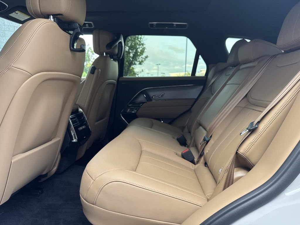 New 2026 Land Rover Range Rover Sport SE AWD/4WD image 14