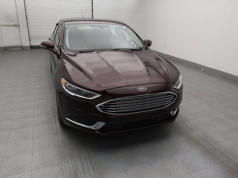 Used 2018 Ford Fusion SE w/ Fusion SE Technology Package image 14