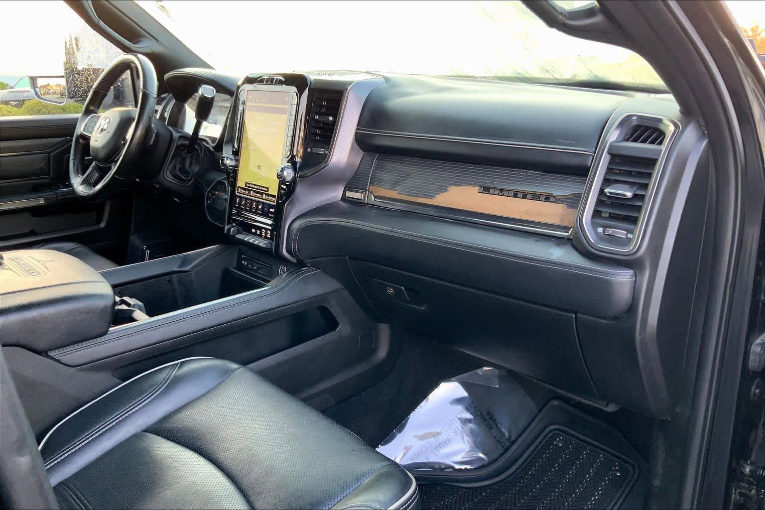 Used 2019 RAM 3500 Limited image 18