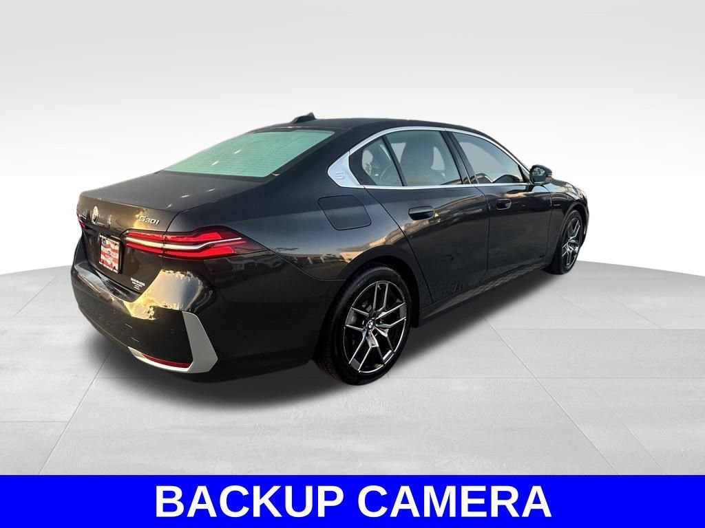 Used 2026 BMW 530i image 4