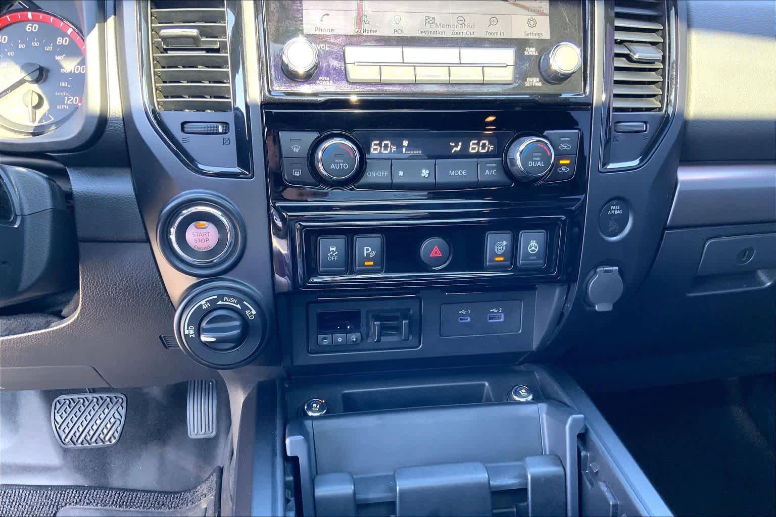 Used 2021 Nissan Titan PRO-4X w/ Pro-4x Convenience Package AWD/4WD image 32