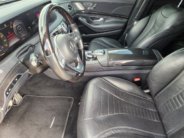 Used 2019 Mercedes-Benz S 560 Sedan image 12