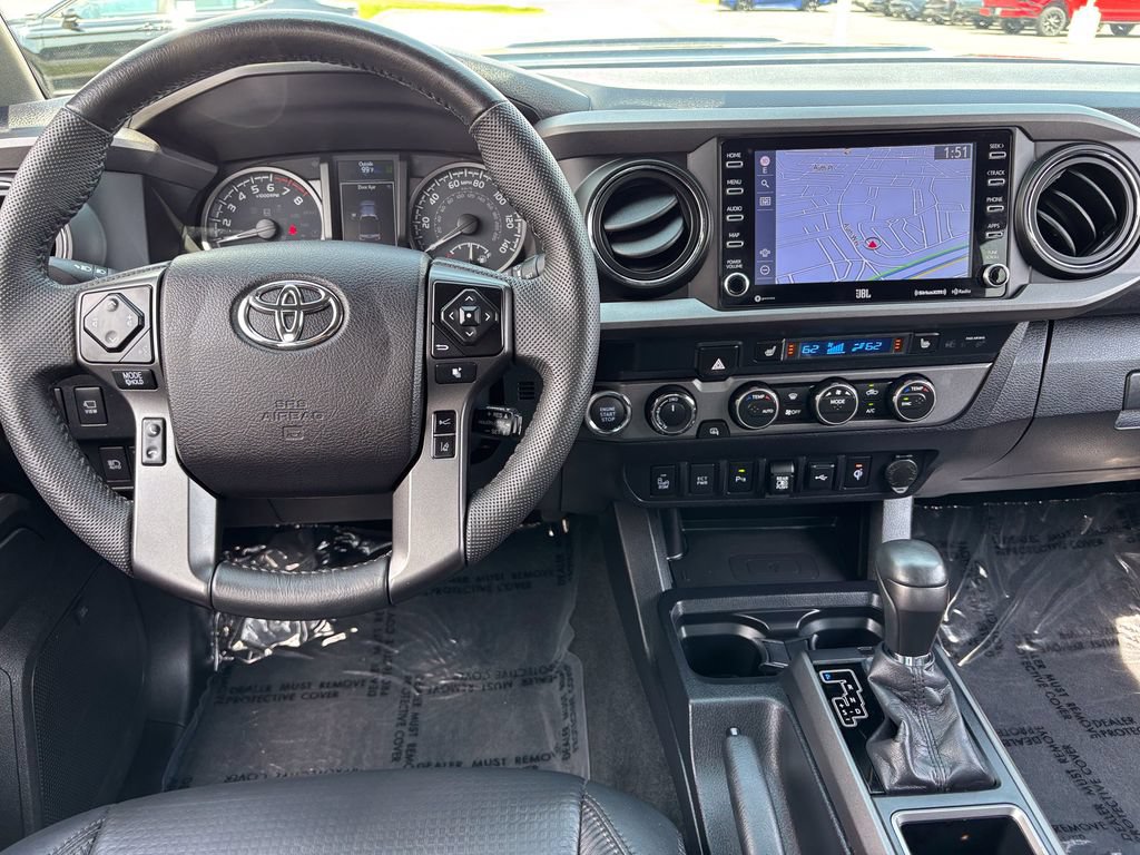 Used 2021 Toyota Tacoma TRD Sport w/ TRD Premium Sport Package AWD/4WD image 26
