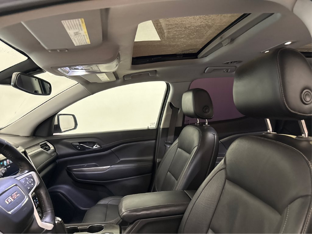 Used 2019 GMC Acadia SLT FWD image 32