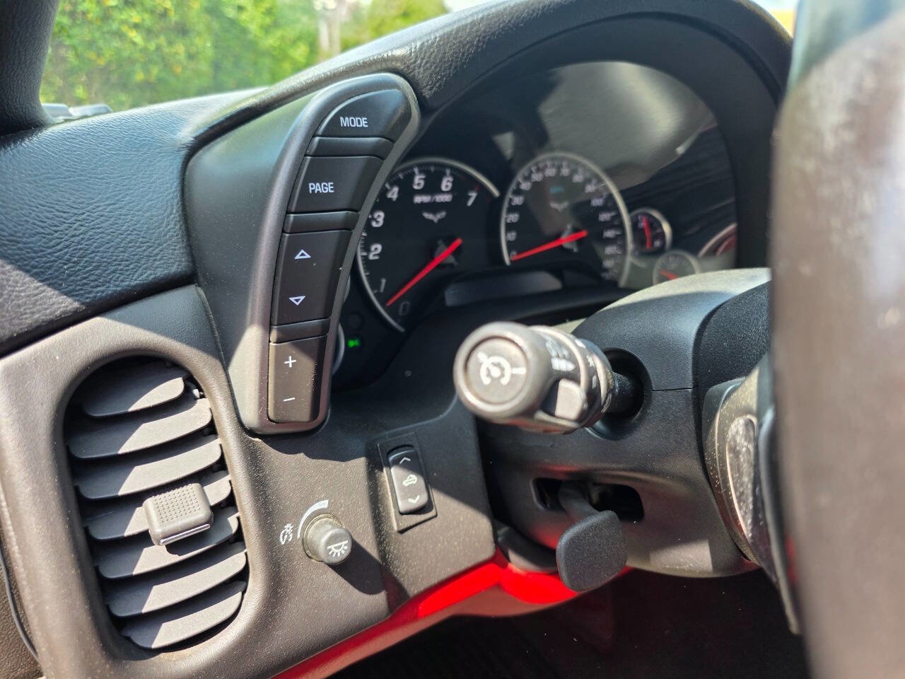 Used 2007 Chevrolet Corvette Convertible w/ Preferred Equipment Group image 17