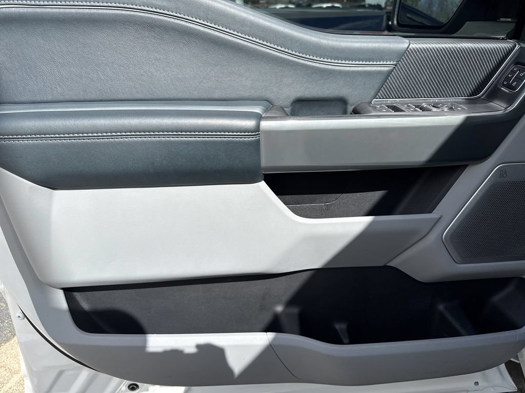 Used 2022 Ford F150 Limited AWD/4WD image 9