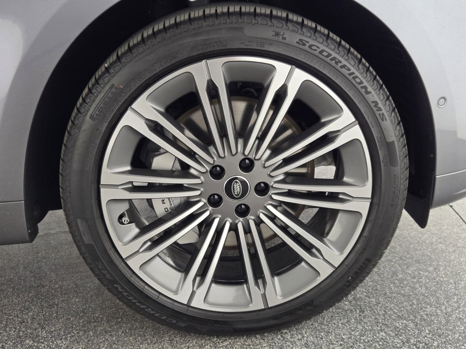 New 2025 Land Rover Range Rover Sport Dynamic SE image 10