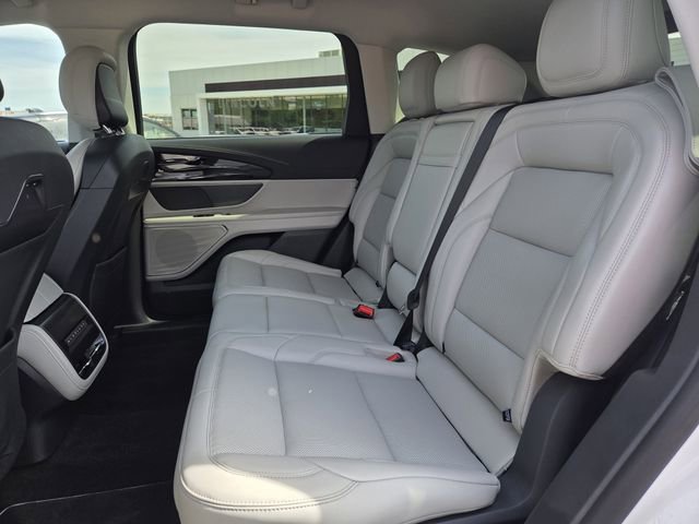Certified 2026 Lincoln Nautilus Premier image 17