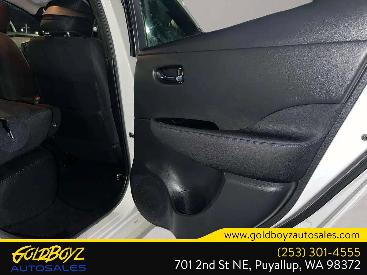 Used 2022 Nissan Leaf SV image 16