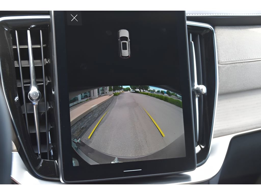 Certified 2026 Volvo XC90 B6 Core w/ Protection Package Premier AWD/4WD image 23