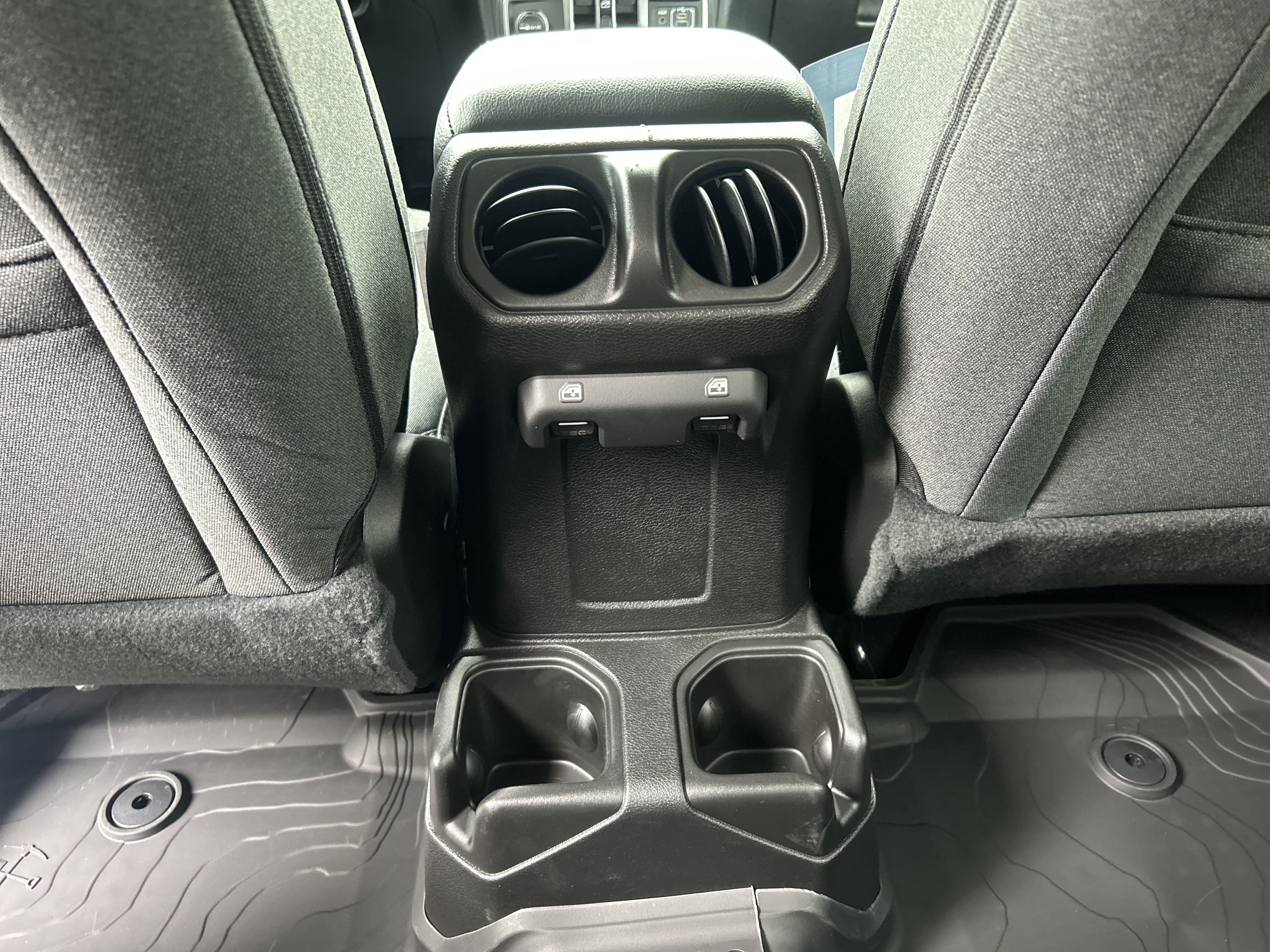 New 2026 Jeep Wrangler Unlimited Sport AWD/4WD image 31