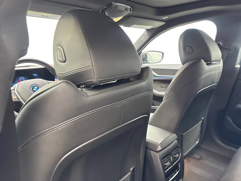Used 2023 BMW i4 eDrive40 w/ Premium Package RWD image 34