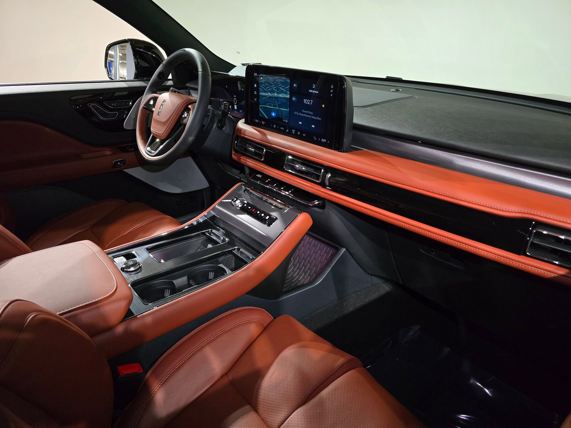 New 2025 Lincoln Aviator Reserve w/ Equipment Group 201A image 41