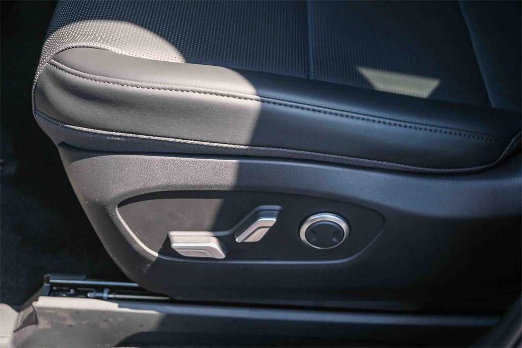 New 2026 Hyundai Ioniq 9 SEL image 23