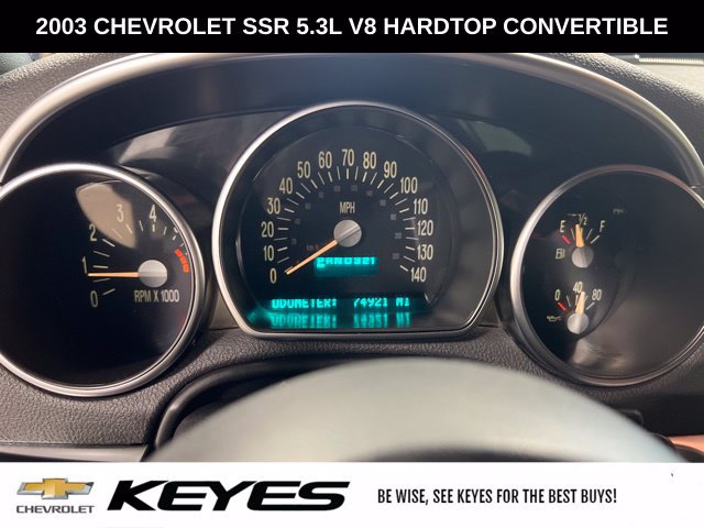 Used 2003 Chevrolet SSR w/ Preferred Equipment Group RWD image 22