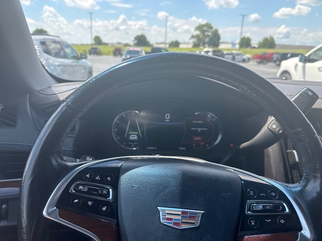 Used 2019 Cadillac Escalade ESV Luxury AWD/4WD image 22