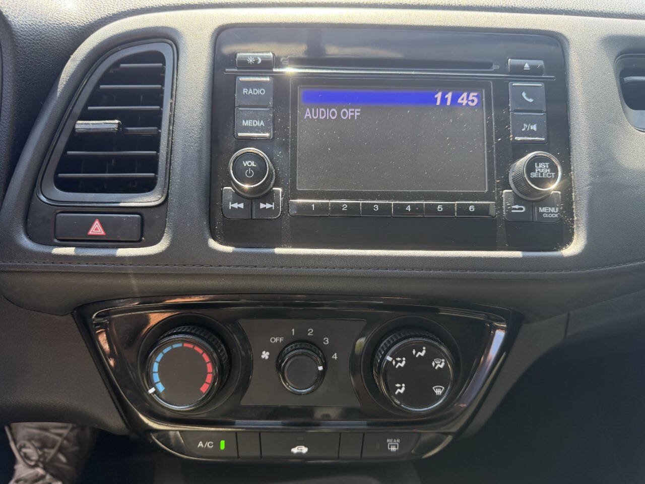 Used 2020 Honda HR-V LX image 31