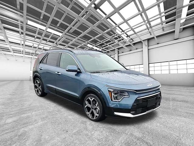 Certified 2024 Kia Niro SX Touring