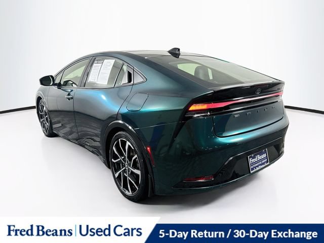 Used 2025 Toyota Prius Plug-In Hybrid FWD image 6