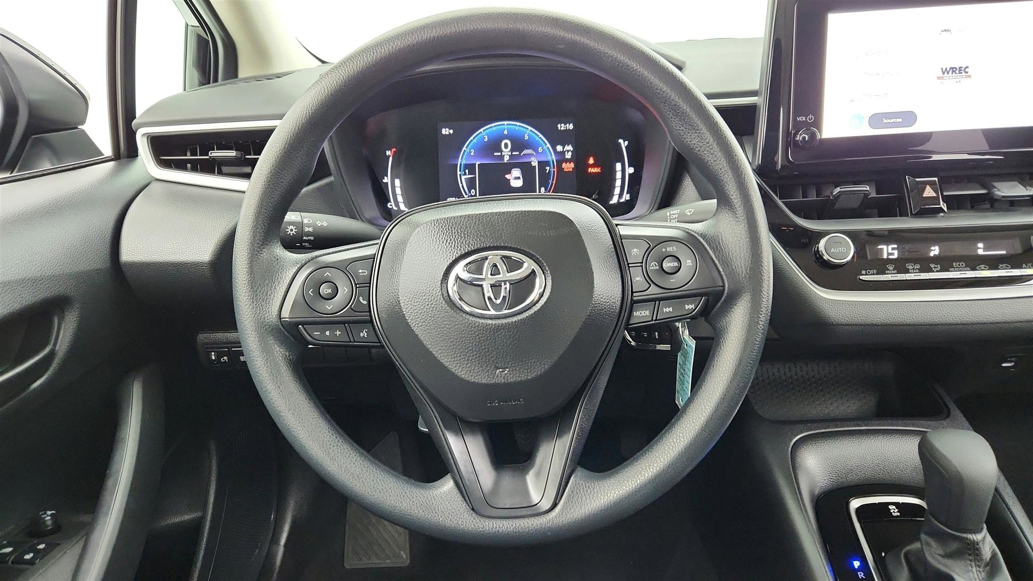 Used 2026 Toyota Corolla LE FWD image 34