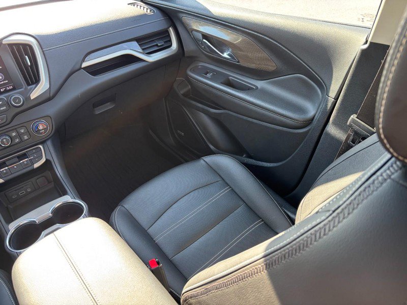 Used 2023 GMC Terrain Denali w/ LPO, Floor Liner Package AWD/4WD image 14