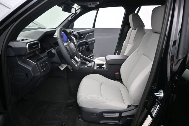 New 2026 Toyota 4Runner SR5 RWD image 10