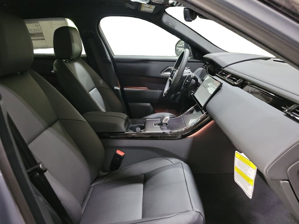 New 2026 Land Rover Range Rover Velar Dynamic SE AWD/4WD image 29