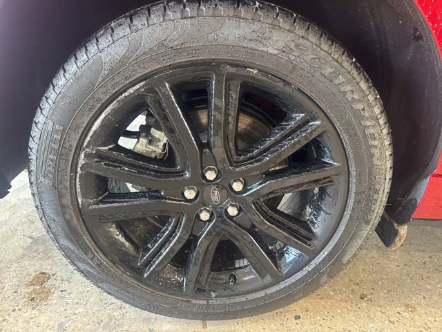 Used 2024 Ford Edge ST-Line w/ Class II Trailer Tow Package image 20