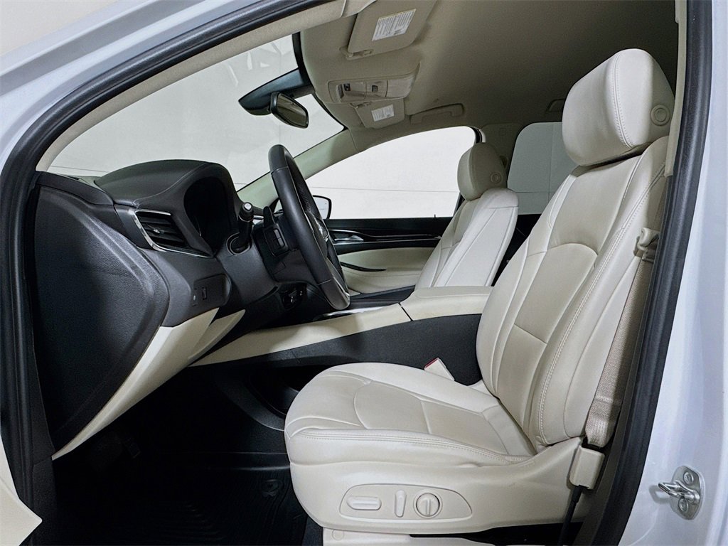 Certified 2024 Buick Enclave Essence image 18