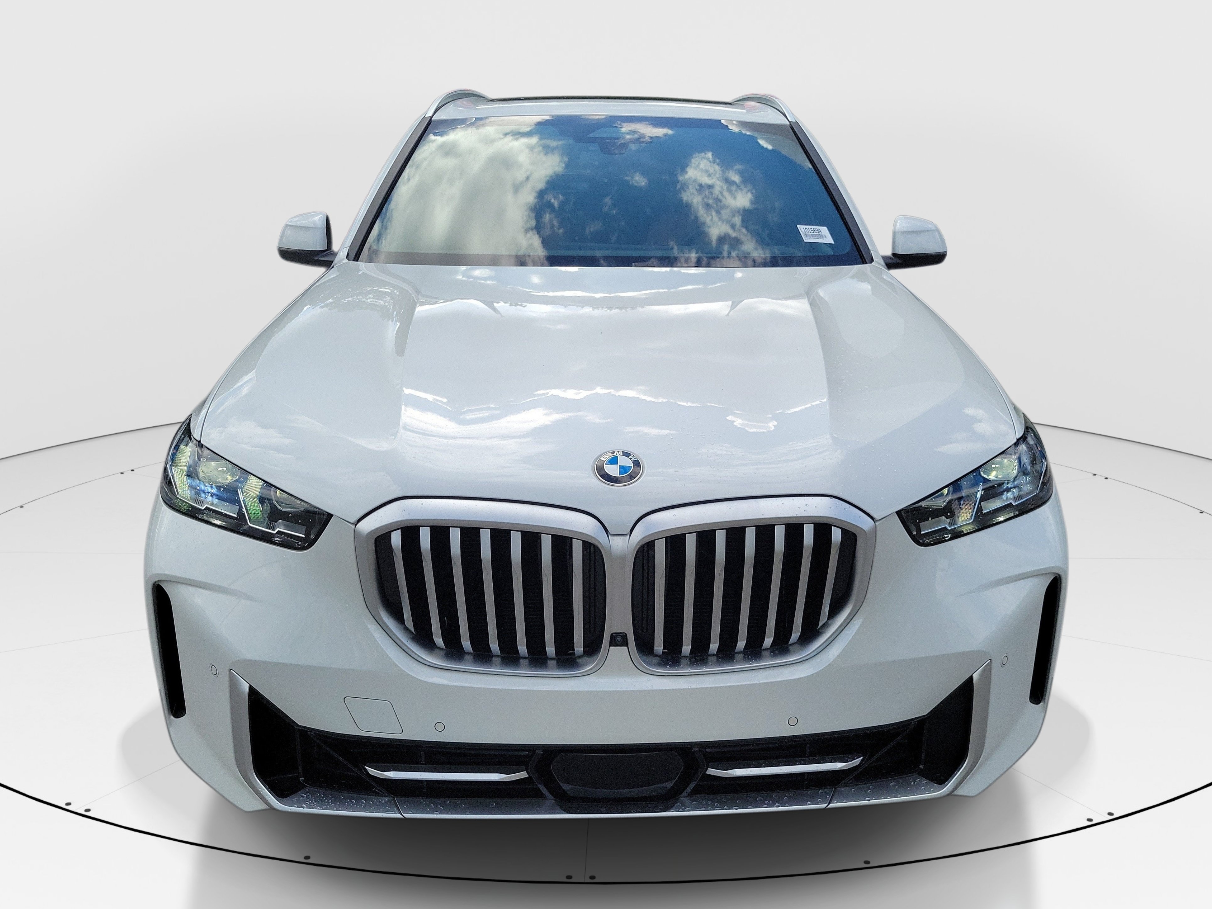 Used 2025 BMW X5 sDrive40i w/ Premium Package RWD image 2