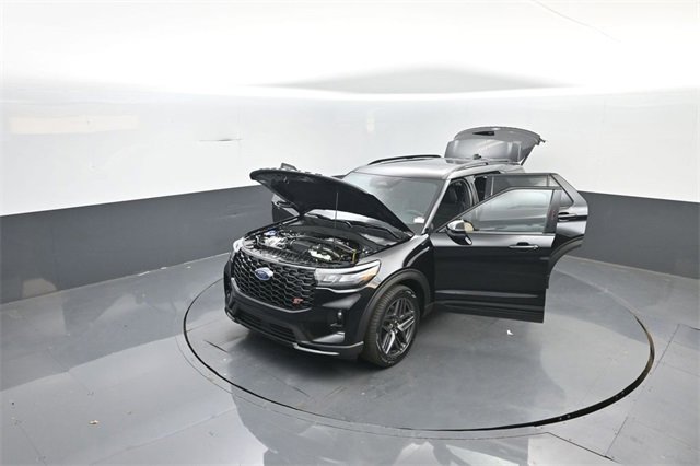 New 2026 Ford Explorer ST w/ Sun And Sound Package image 35