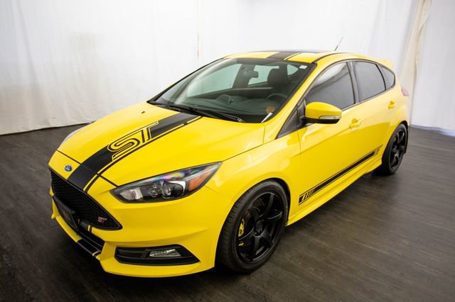 Used 2017 Ford Focus ST w/ Equipment Group 402A image 3