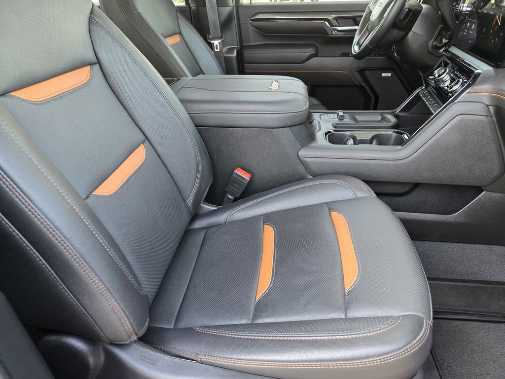 Used 2024 GMC Sierra 2500 AT4 w/ AT4 Premium Plus Package image 12