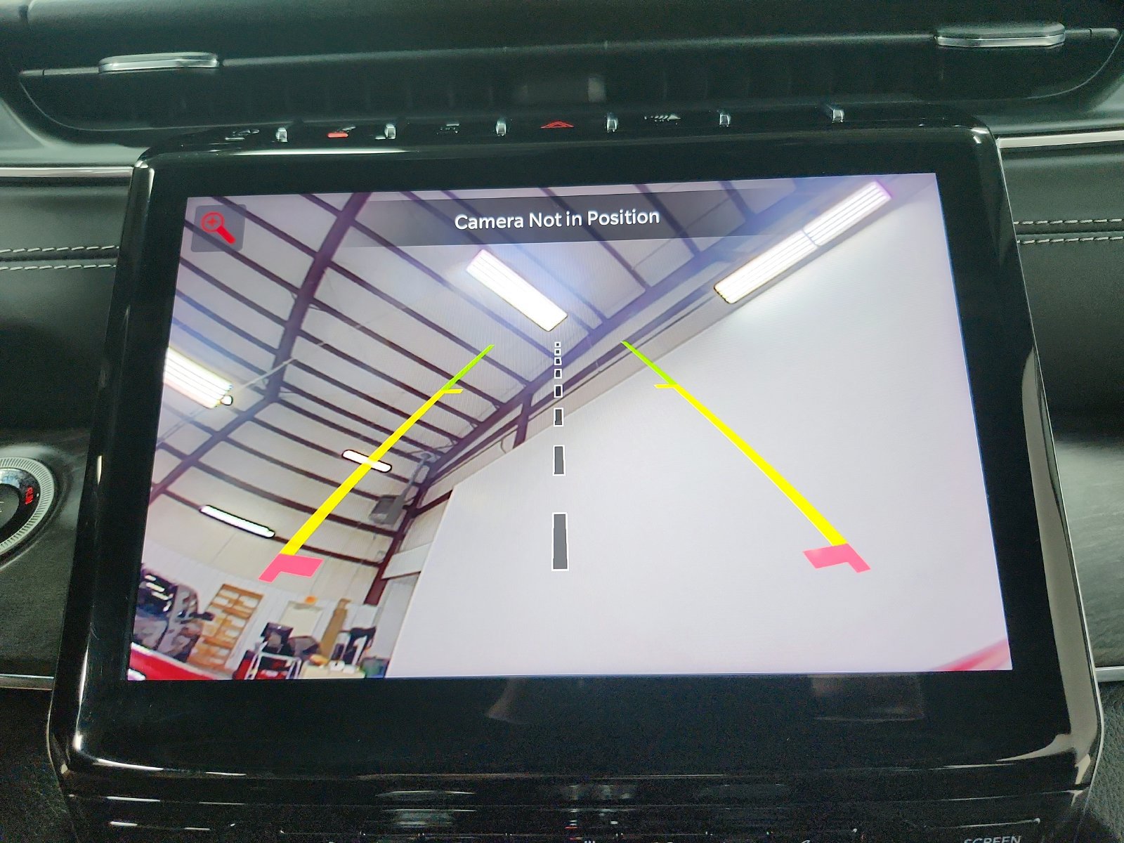 Used 2023 Jeep Grand Cherokee Overland AWD/4WD image 64