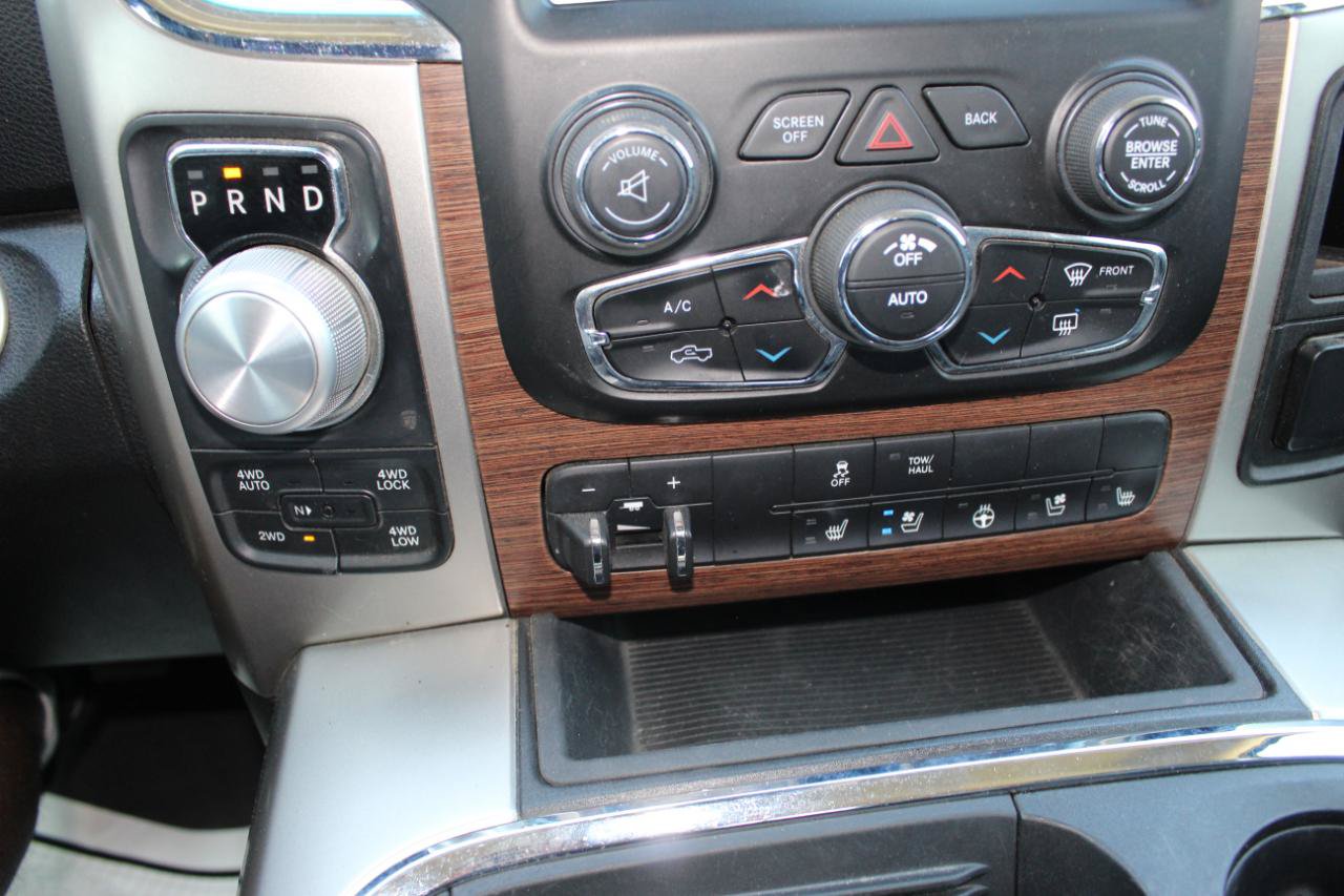 Used 2016 RAM 1500 Laramie w/ Convenience Group AWD/4WD image 30