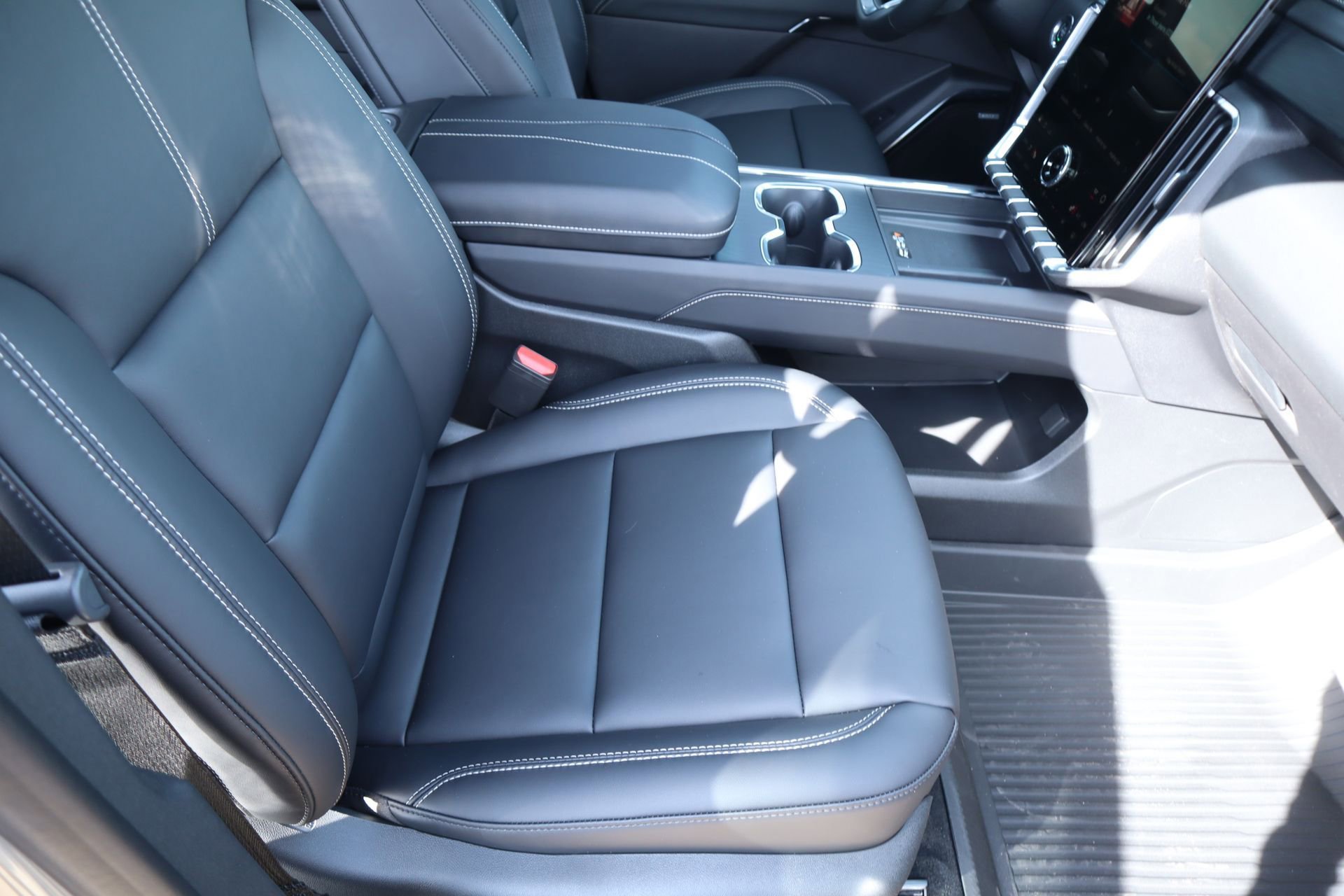 New 2026 GMC Acadia Elevation w/ Super Cruise Package image 15