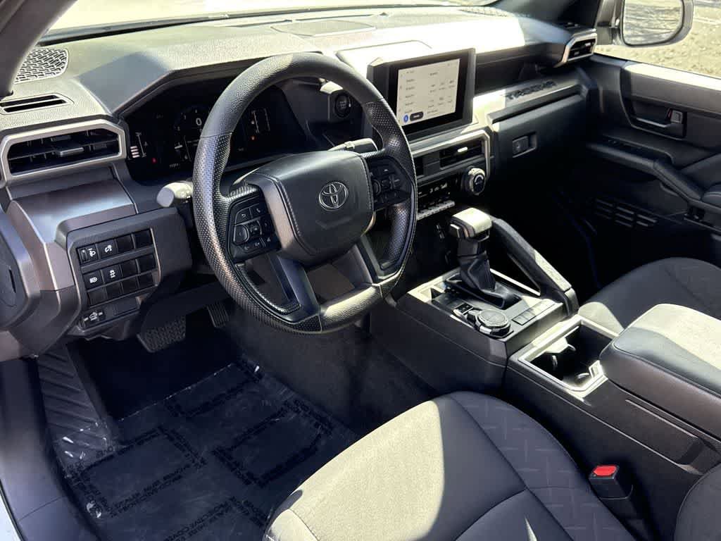 Used 2024 Toyota Tacoma SR5 AWD/4WD image 13