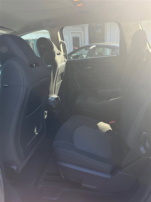 Used 2015 Chevrolet Traverse LT AWD/4WD image 10