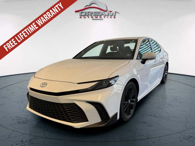 Used 2025 Toyota Camry SE FWD image 4