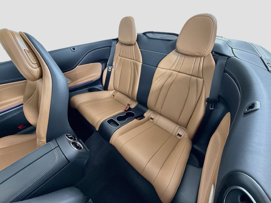 Used 2026 Mercedes-Benz CLE 300 4MATIC Cabriolet w/ Driver Assistance Package image 25