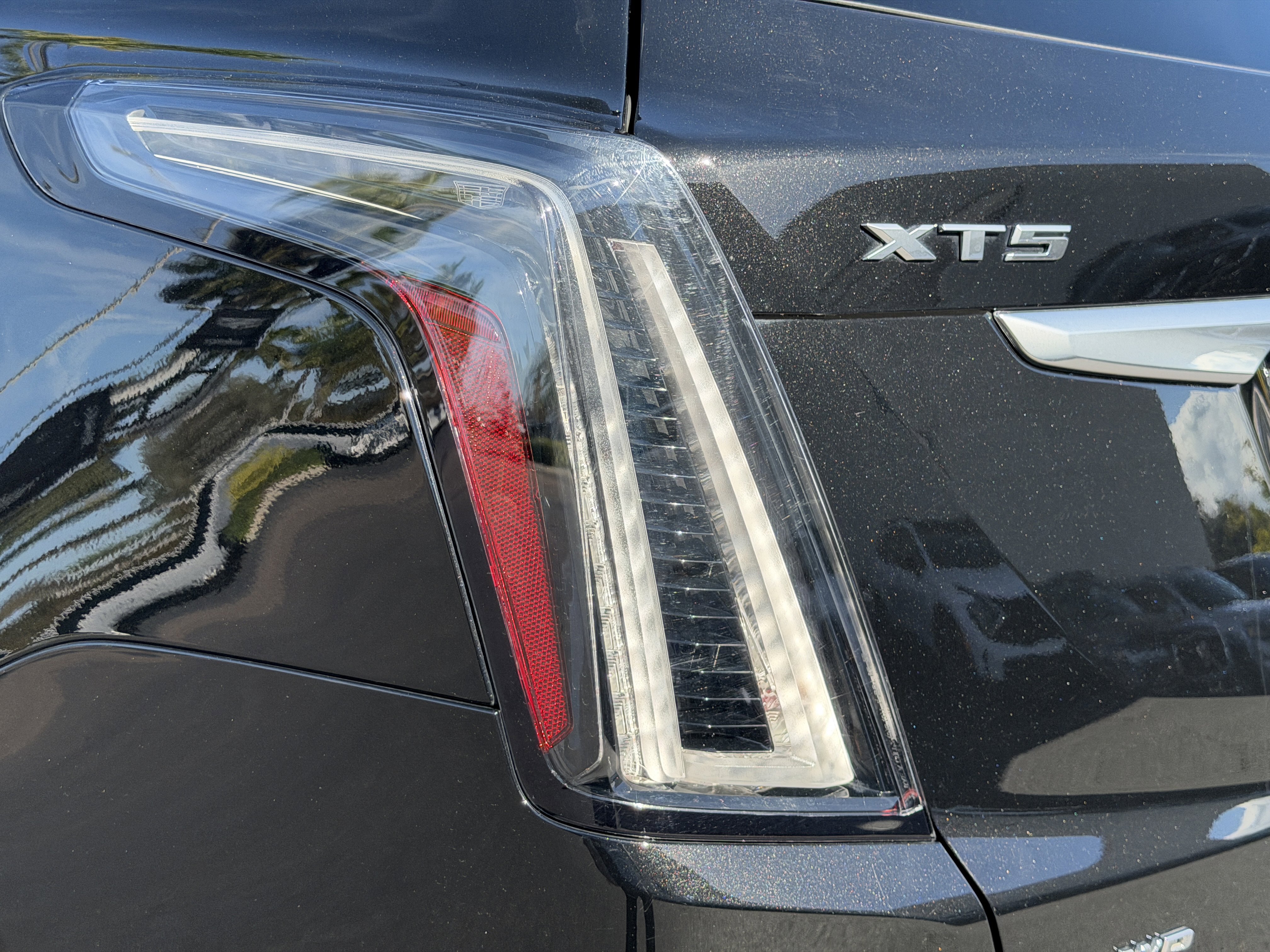 Certified 2022 Cadillac XT5 Sportv w/ Technology Package image 9