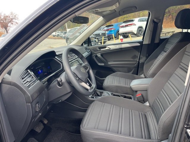 Used 2023 Volkswagen Tiguan S image 7