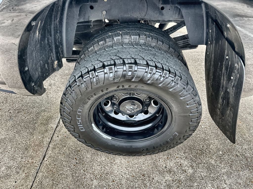 Used 2021 RAM 3500 Laramie w/ Night Edition image 12