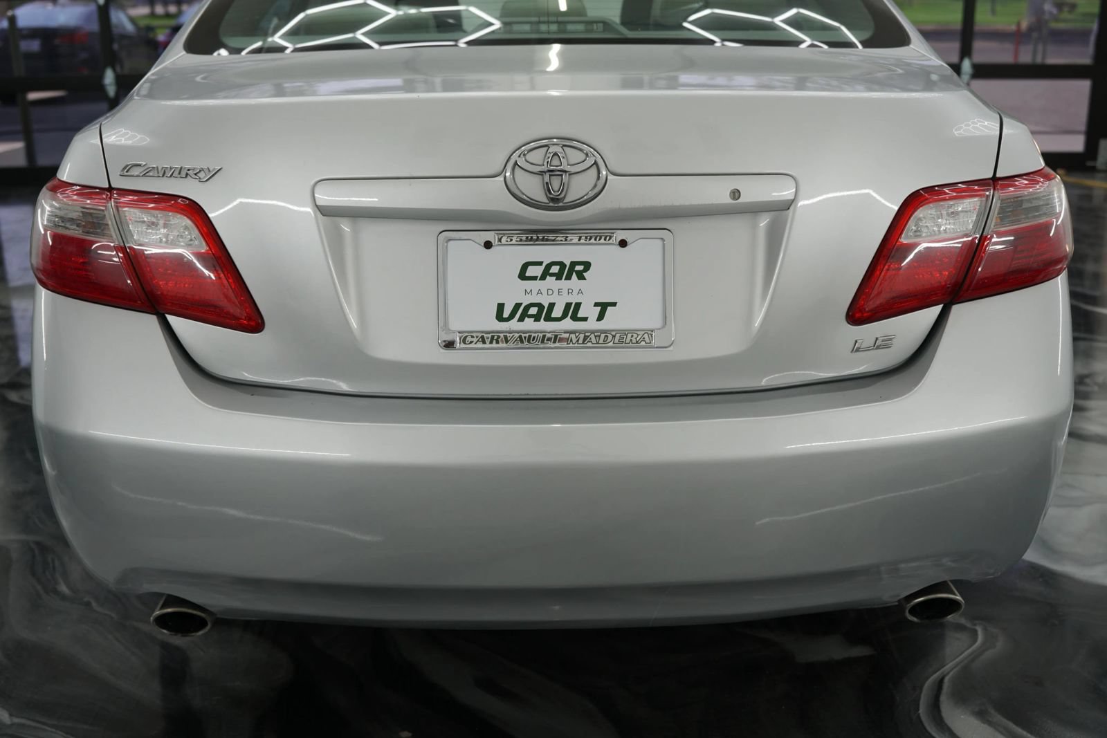 Used 2009 Toyota Camry LE FWD image 10