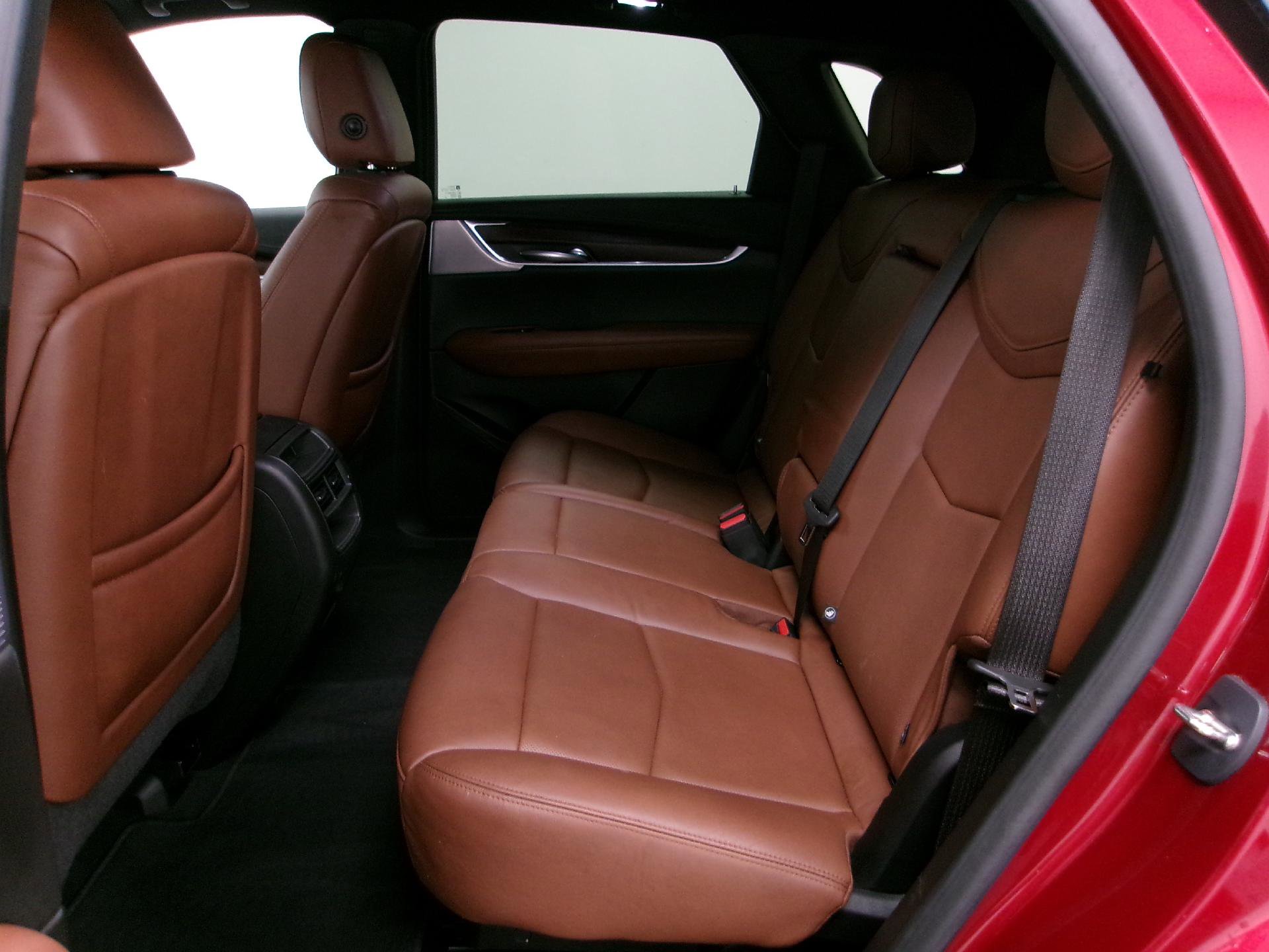 Used 2023 Cadillac XT5 Premium Luxury image 10