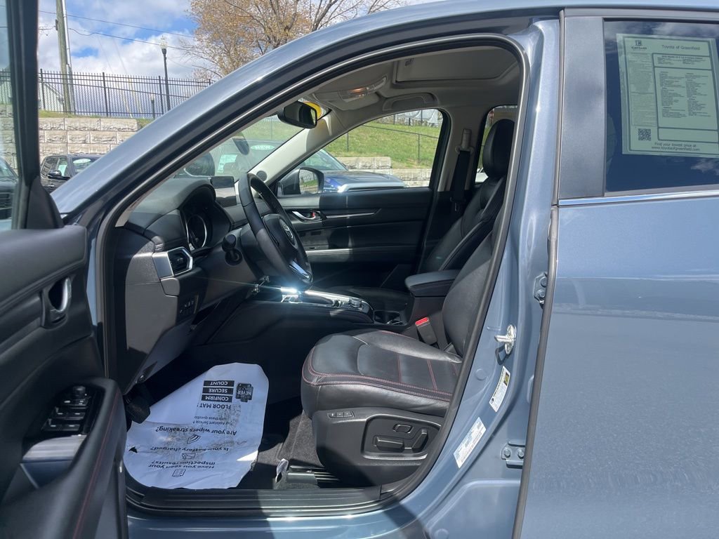 Used 2025 MAZDA CX-5 Carbon Edition image 15