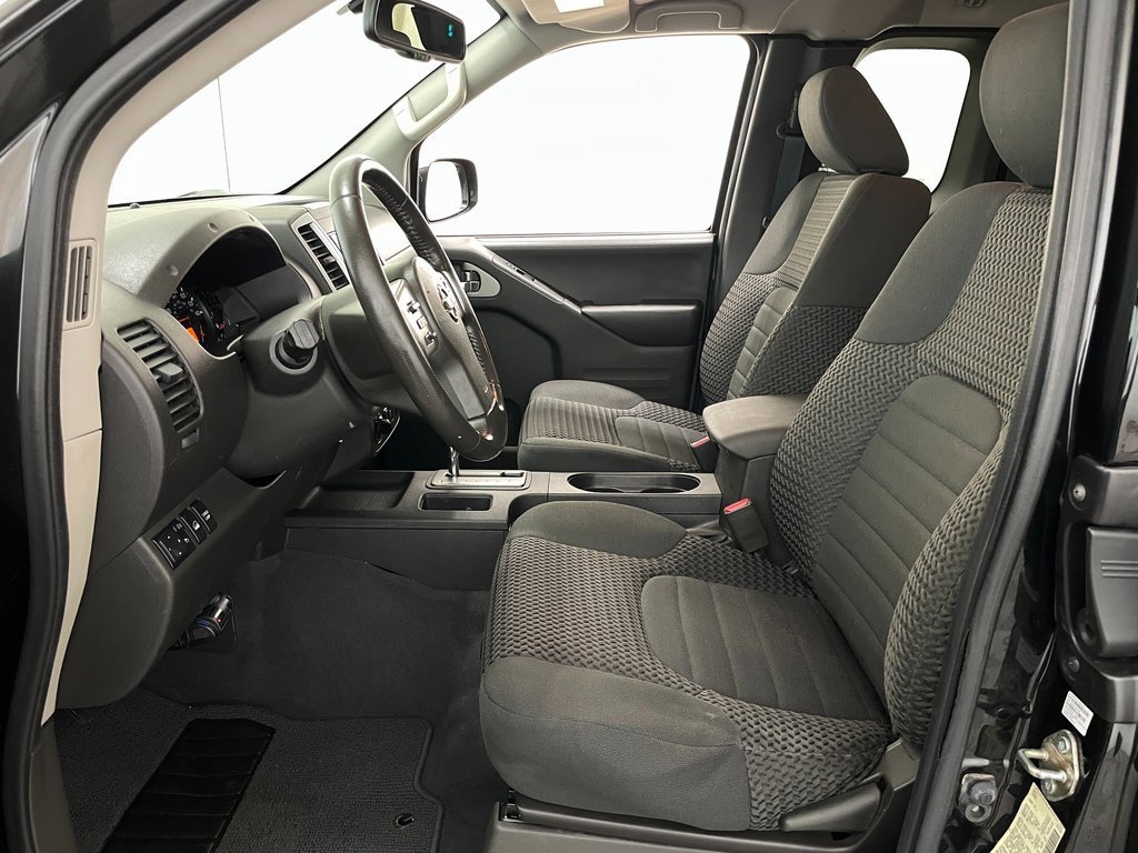 Used 2019 Nissan Frontier SV w/ Value Truck Package image 6