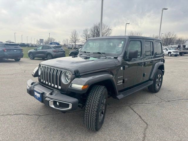 Used 2018 Jeep Wrangler Unlimited Sahara w/ Dual Top Group image 3